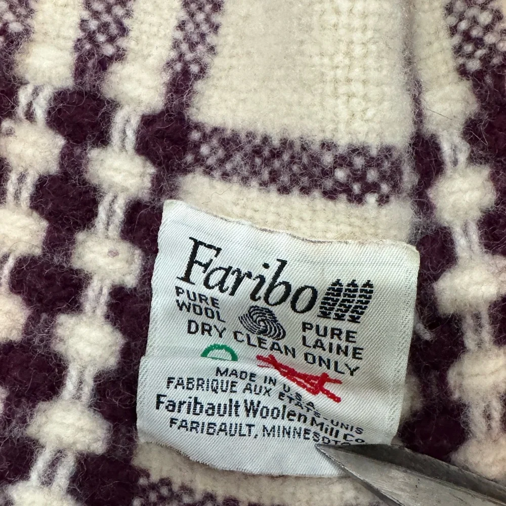Vintage Faribo Pure Wool Blanket Throw‎ Approximately 50x39 Burgundy Cream